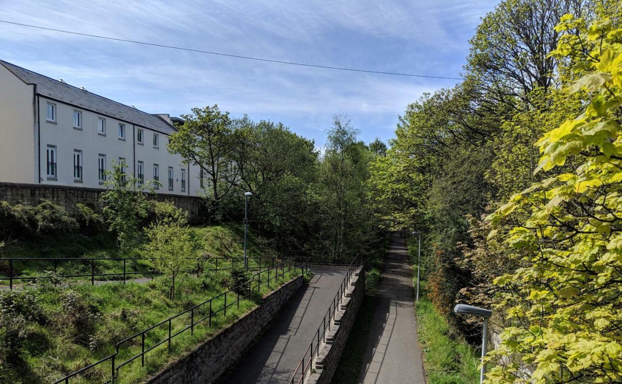 Falcon Crest Guest House, Edinburgh